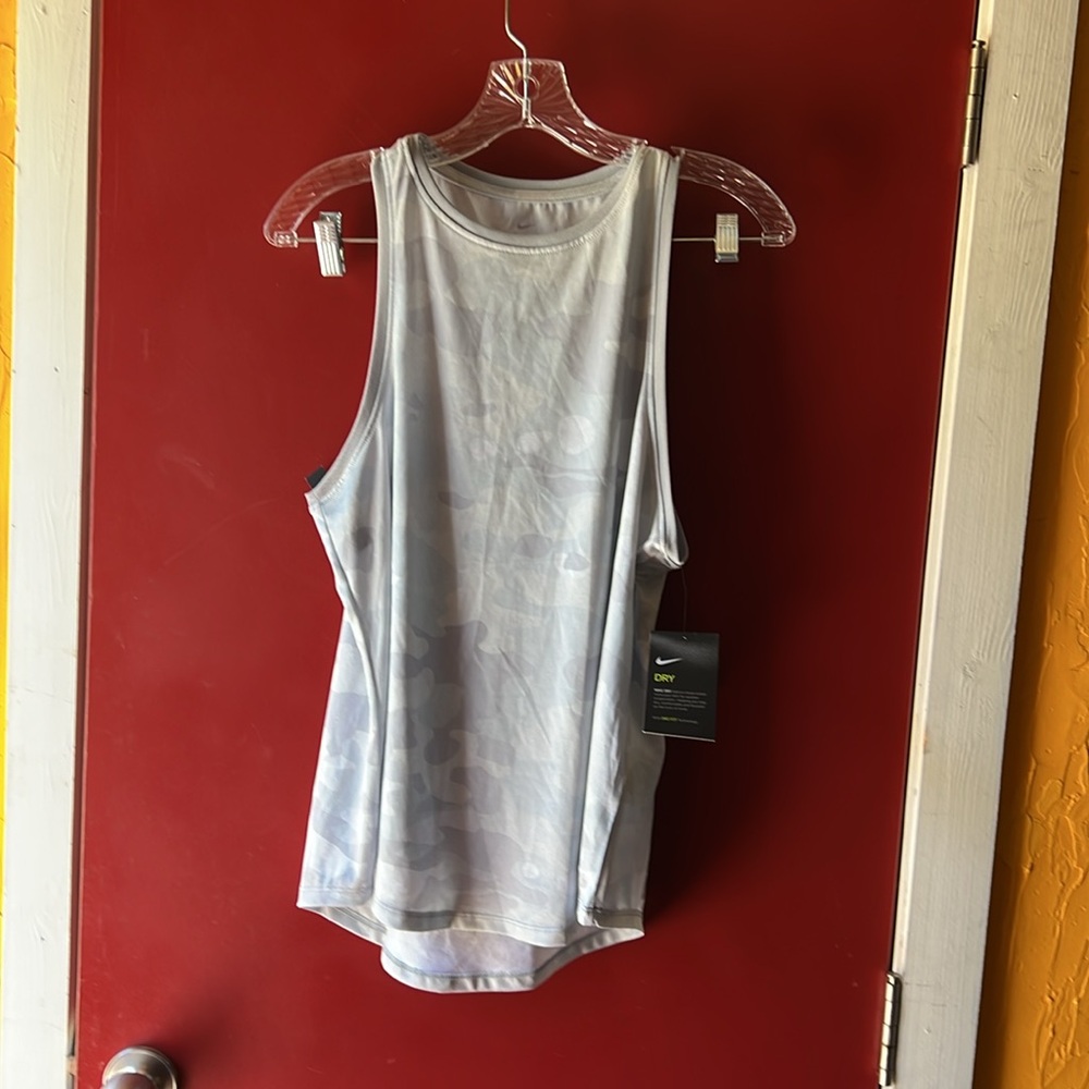 NWT Camo Nike Women's Gray Tank Top